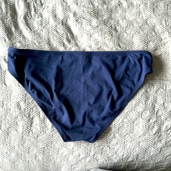 Carve swim bottoms - Picture 2 of 3